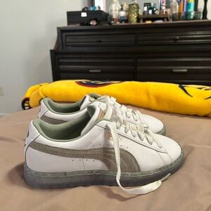 Puma White and Gray Sneakers with Gold Highlights